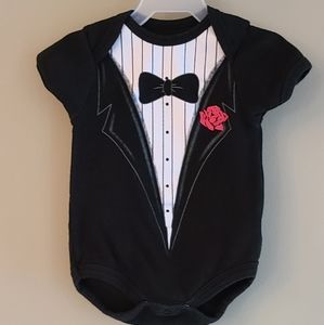 Black "tuxedo" short sleeved onesie/bodysuit